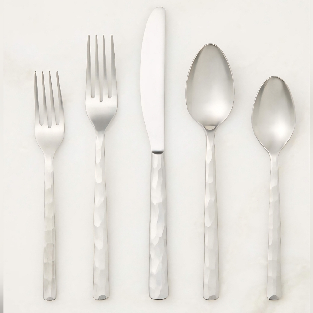 ❤️BUY 2 GET 1 FREE Chiseled 20-Piece Satin Hammered Stainless Steel Flatware Set